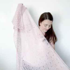 Crea tu propio chal triangular top-down desde 0 partiendo de la base del chal EMBAT